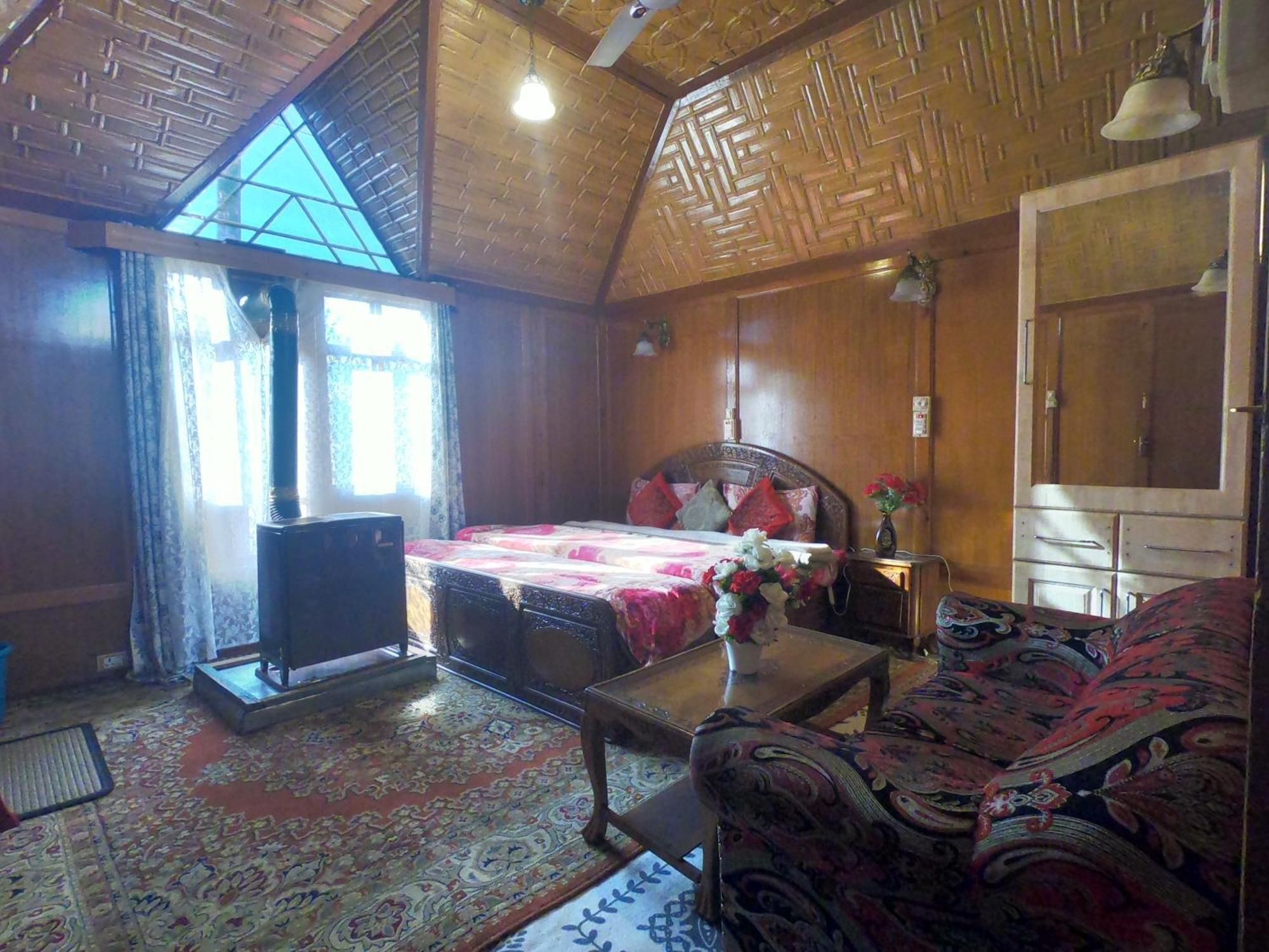 Goona Palace Houseboats Srīnagar Eksteriør bilde