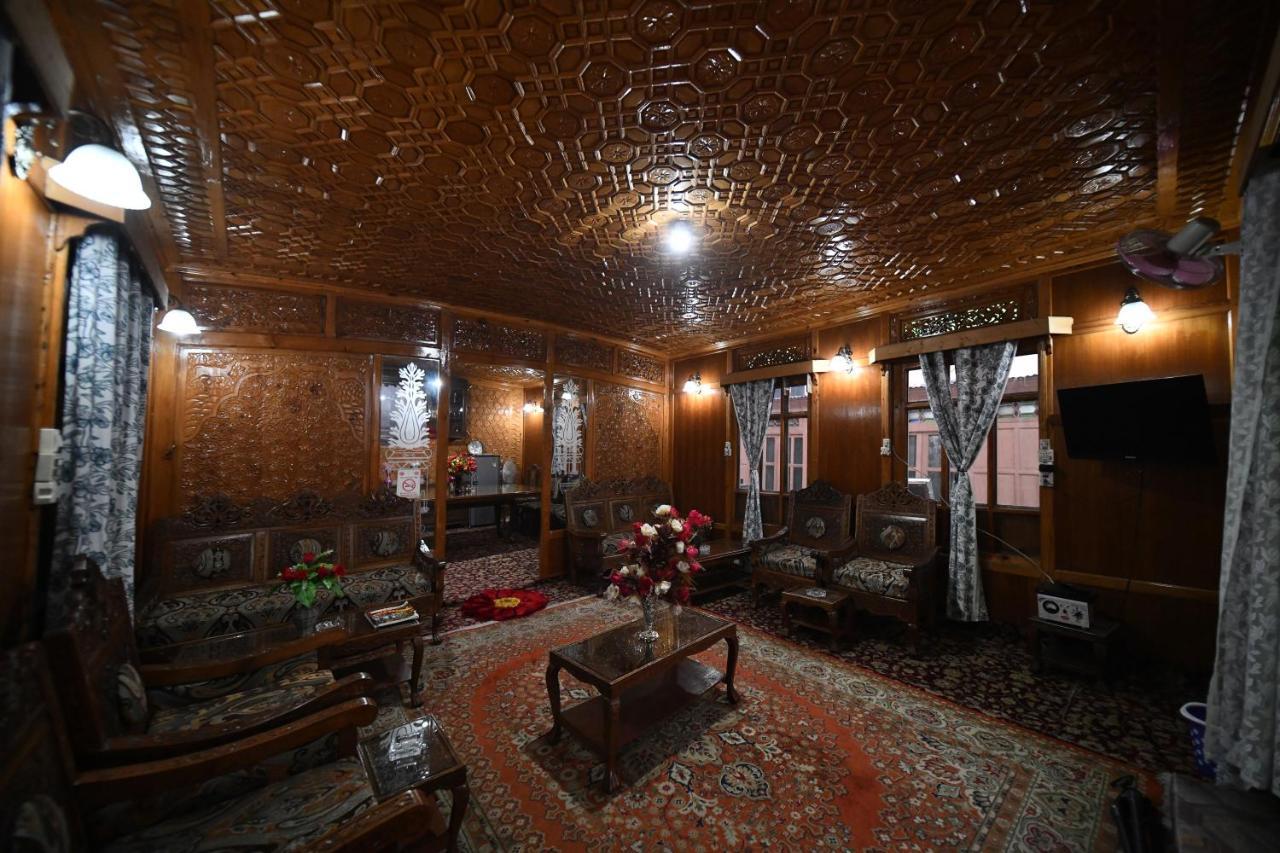 Goona Palace Houseboats Srīnagar Eksteriør bilde