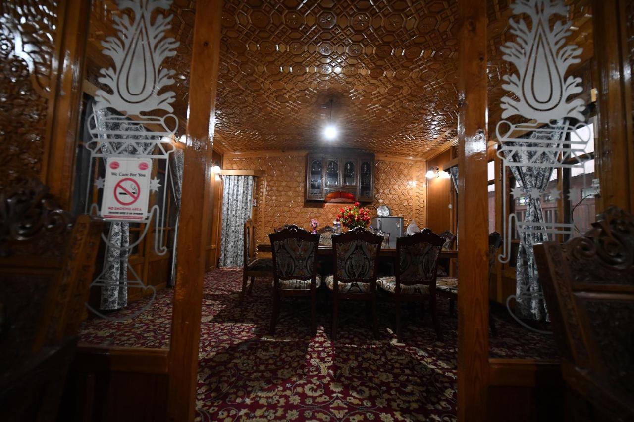 Goona Palace Houseboats Srīnagar Eksteriør bilde