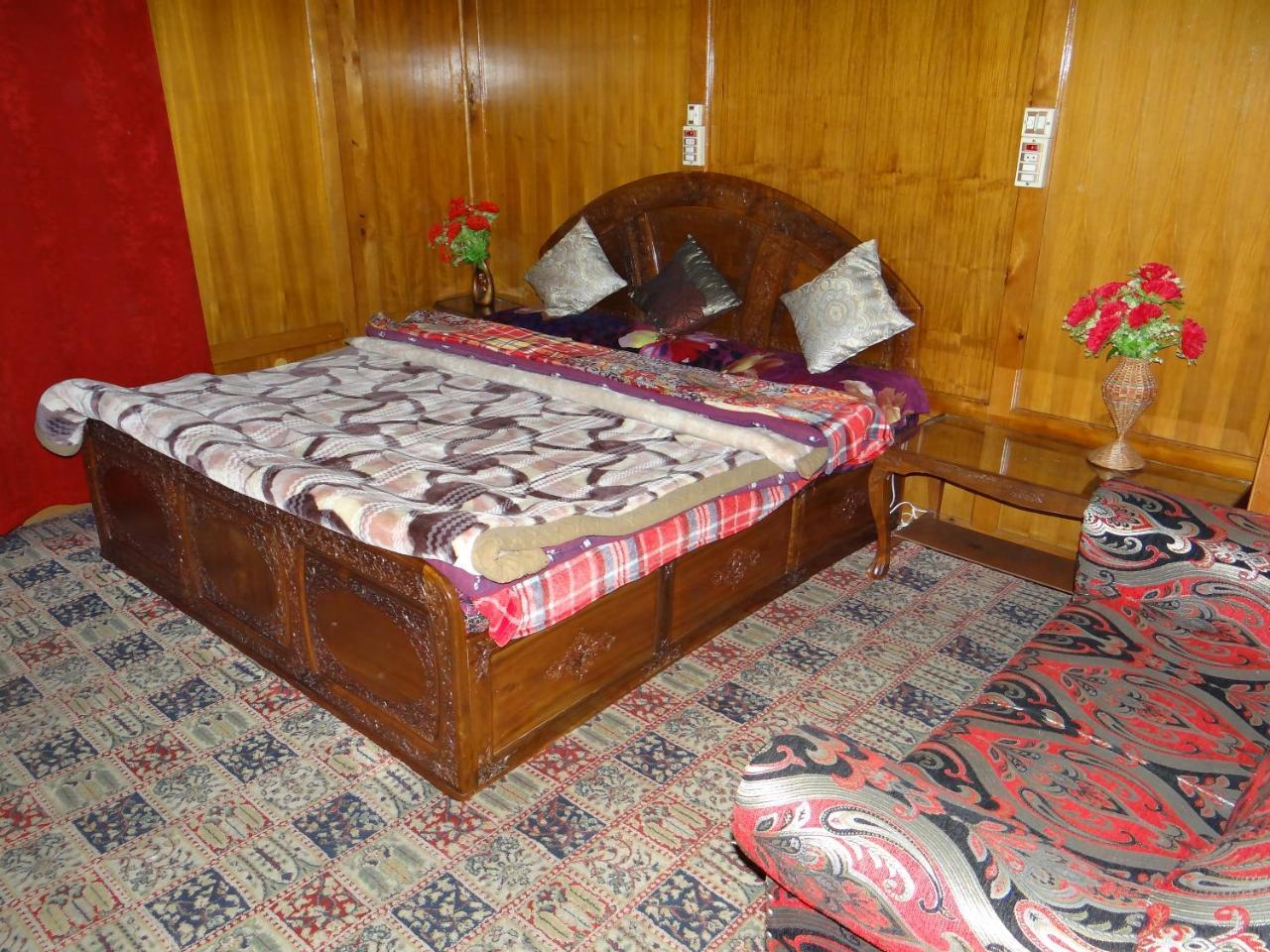 Goona Palace Houseboats Srīnagar Eksteriør bilde